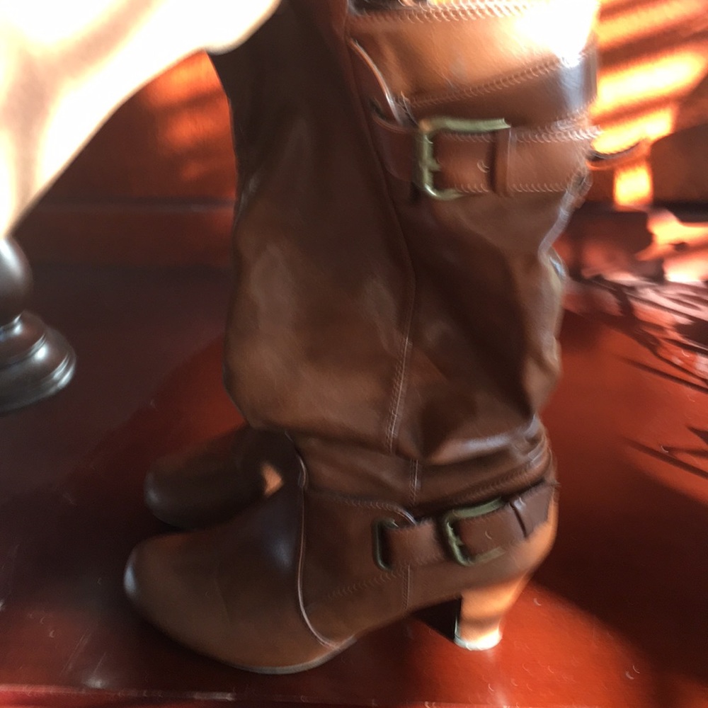 Cognac Crinkle Boots - Picture 5 of 5